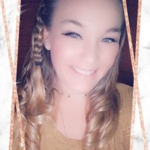 Meet your Posher, Mandy